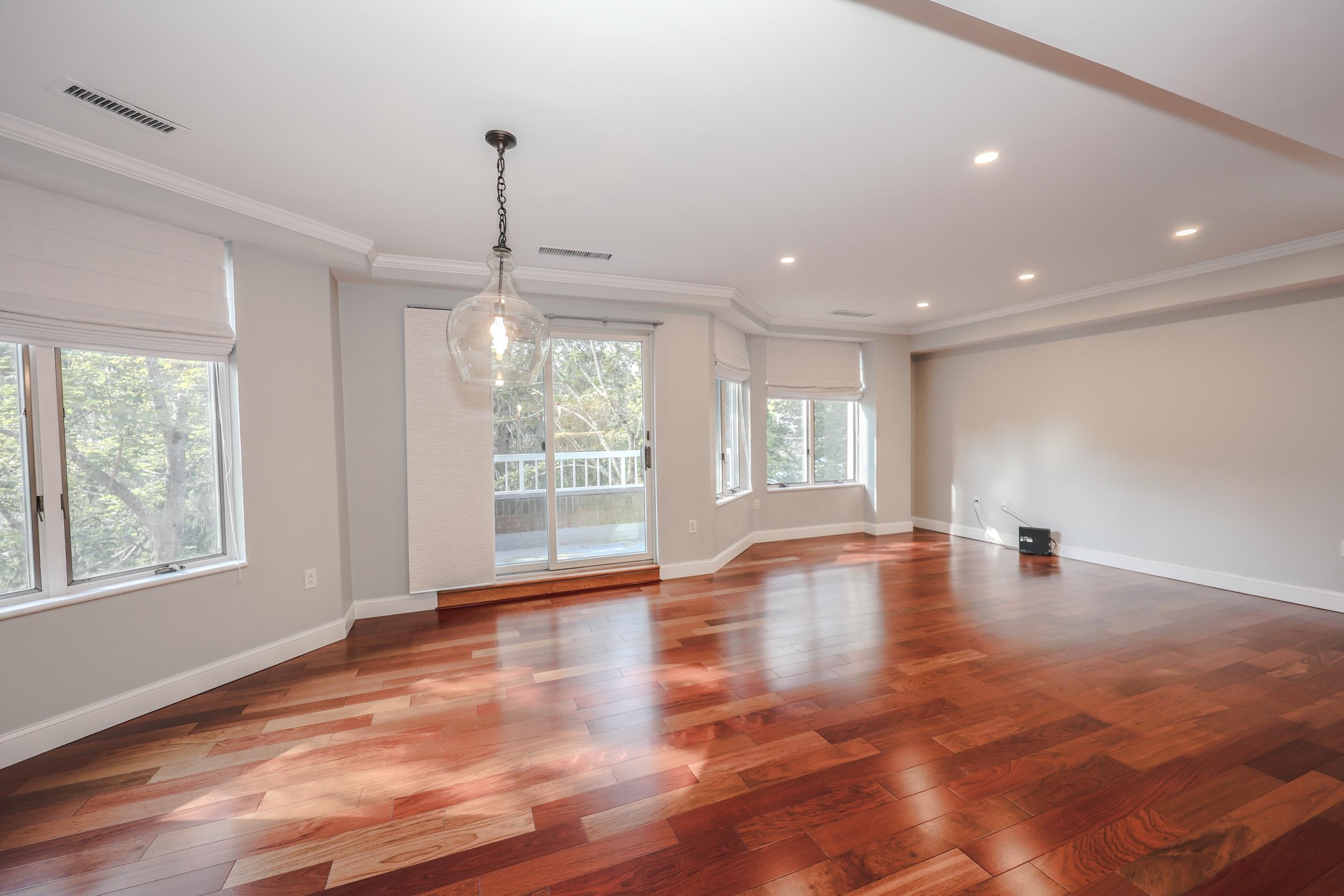 300 River Road, Unit 312 Manchester, NH 03104 - Photo 14 of 32 Gallery Image 14