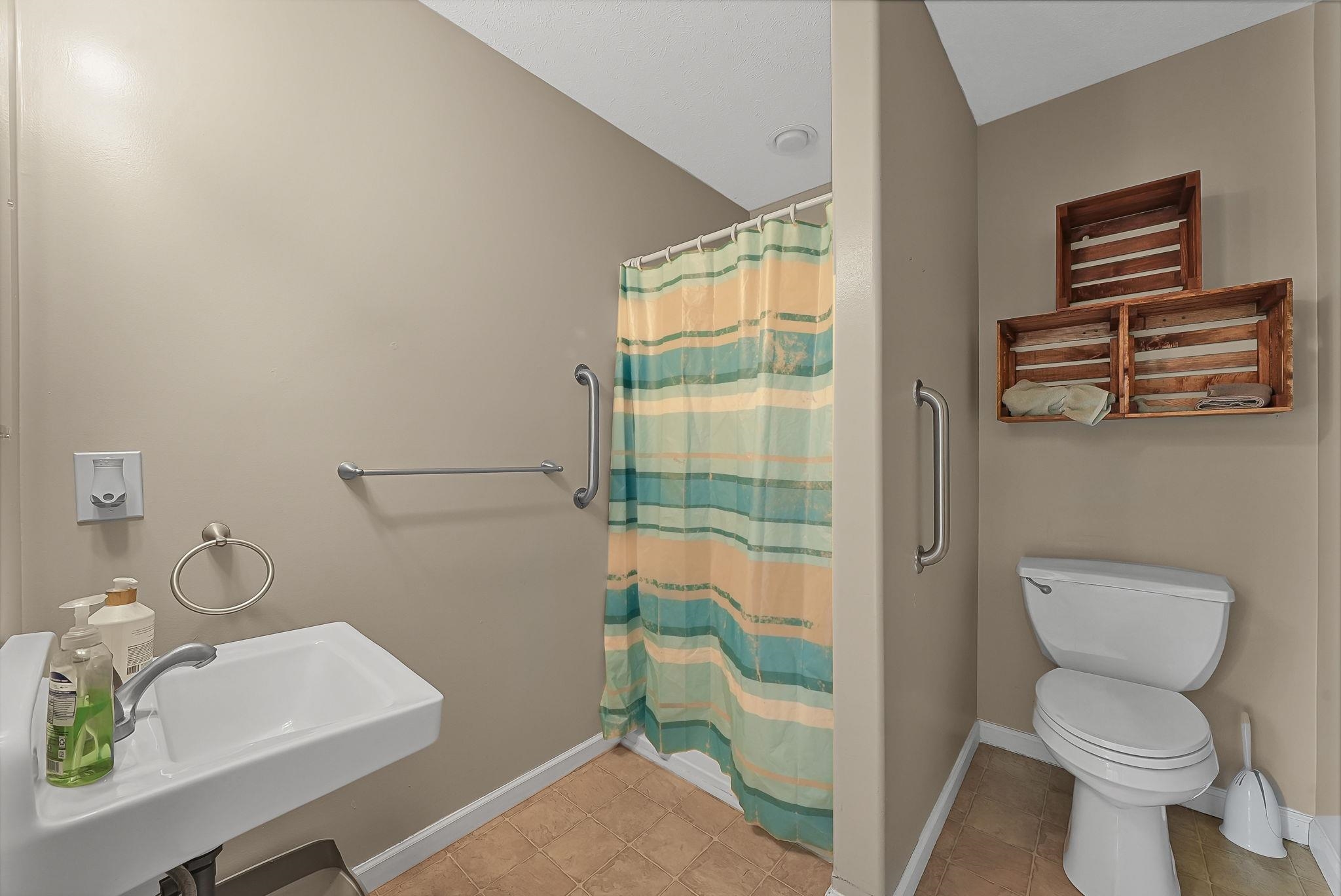 3821 South 39 Road Cadillac, MI 49601 - Photo 34 of 59 1945342-8d1dd68f-2f75-4e86-abe7-ea5e027e8e6d.JPG