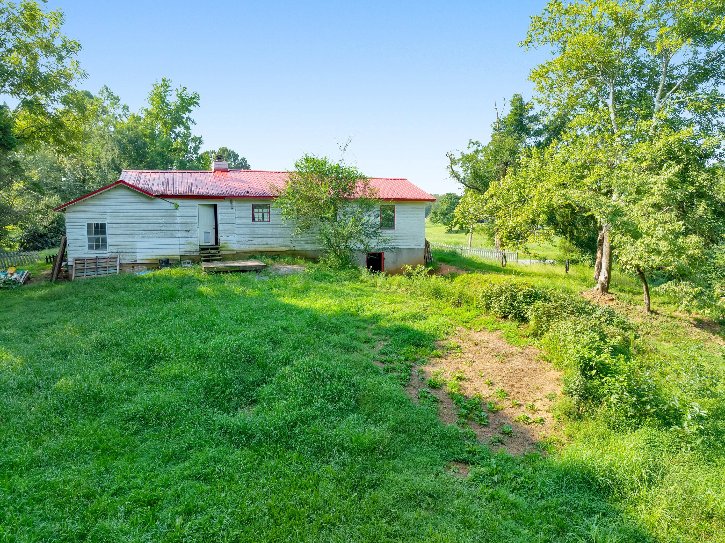 5111 Mark Brown Road Northeast Dalton, GA 30721 - Photo 8 of 26 5111-Mark-Browd-Rd-NE-High-Res-Photos-8