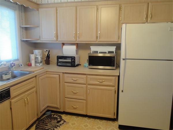 41 Maynard Street Newton, MA 02465 - Photo 5 of 8