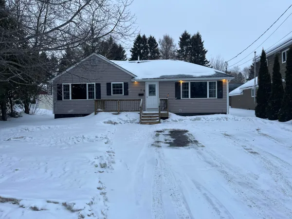 $219,900 | 8 Lincoln Street, Presque Isle, ME 04769
