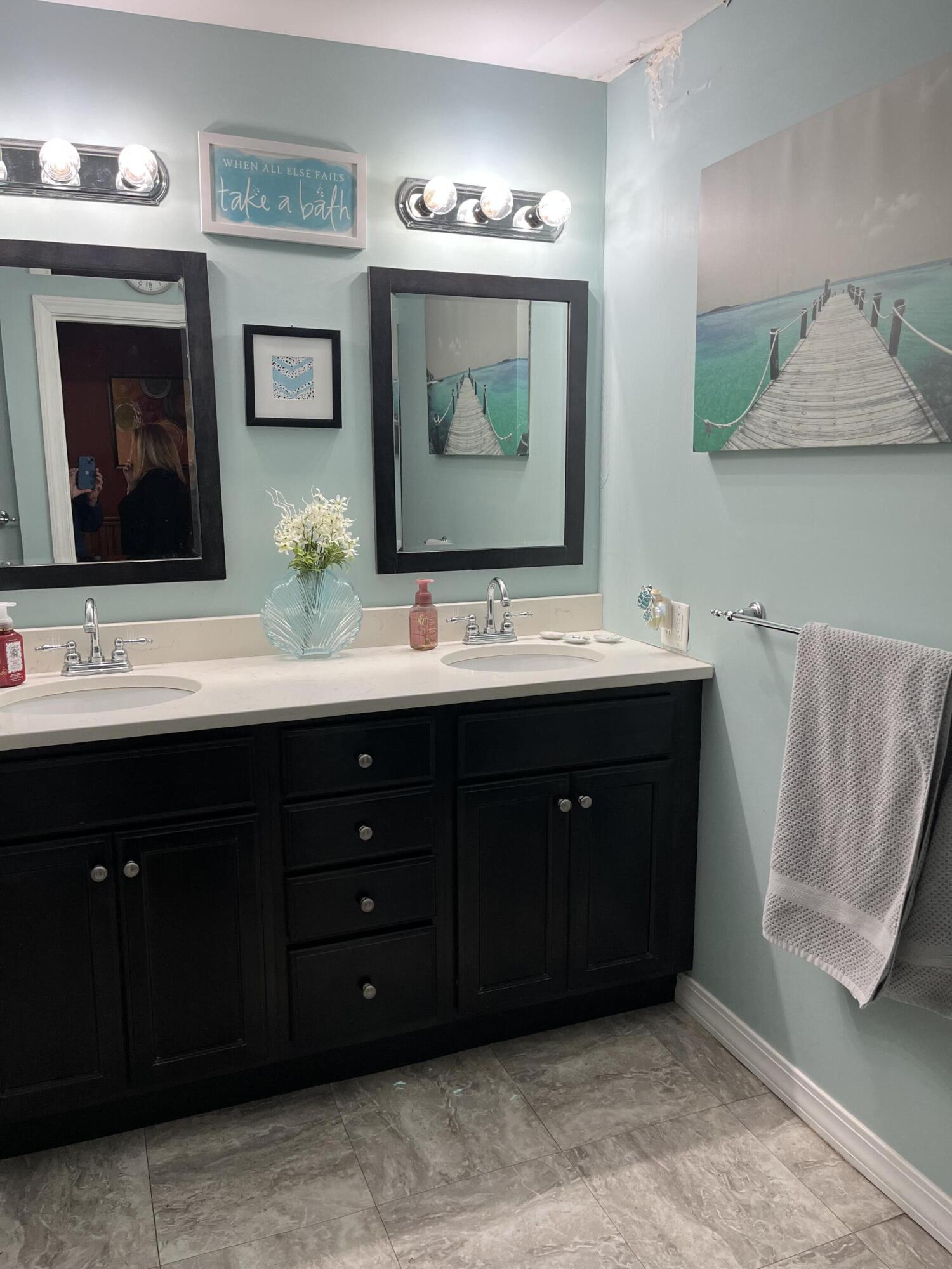 8 Lincoln Street Presque Isle, ME 04769 - Photo 12 of 28 Bathroom