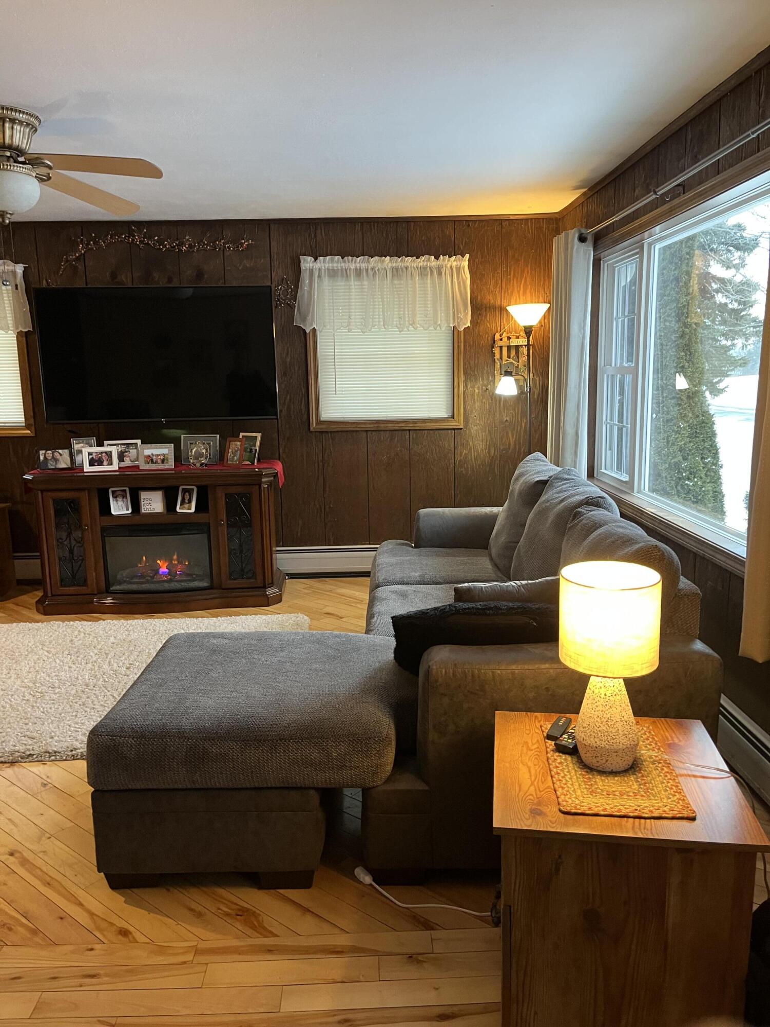 8 Lincoln Street Presque Isle, ME 04769 - Photo 4 of 28 Living Room (2)