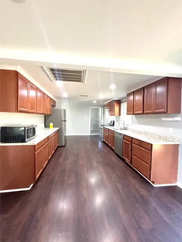 $1,600 | 3301 Kirk Street, Houston, TX 77026