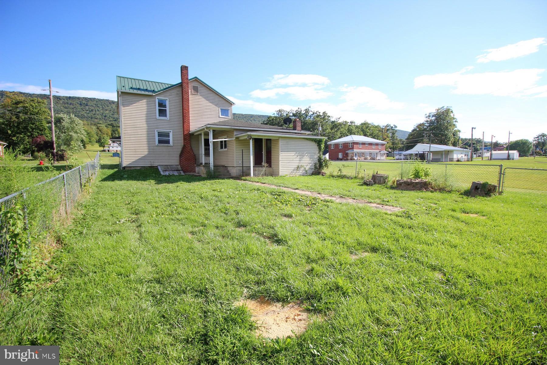 26 East Ohio Street McClure, PA 17841 - Photo 4 of 16