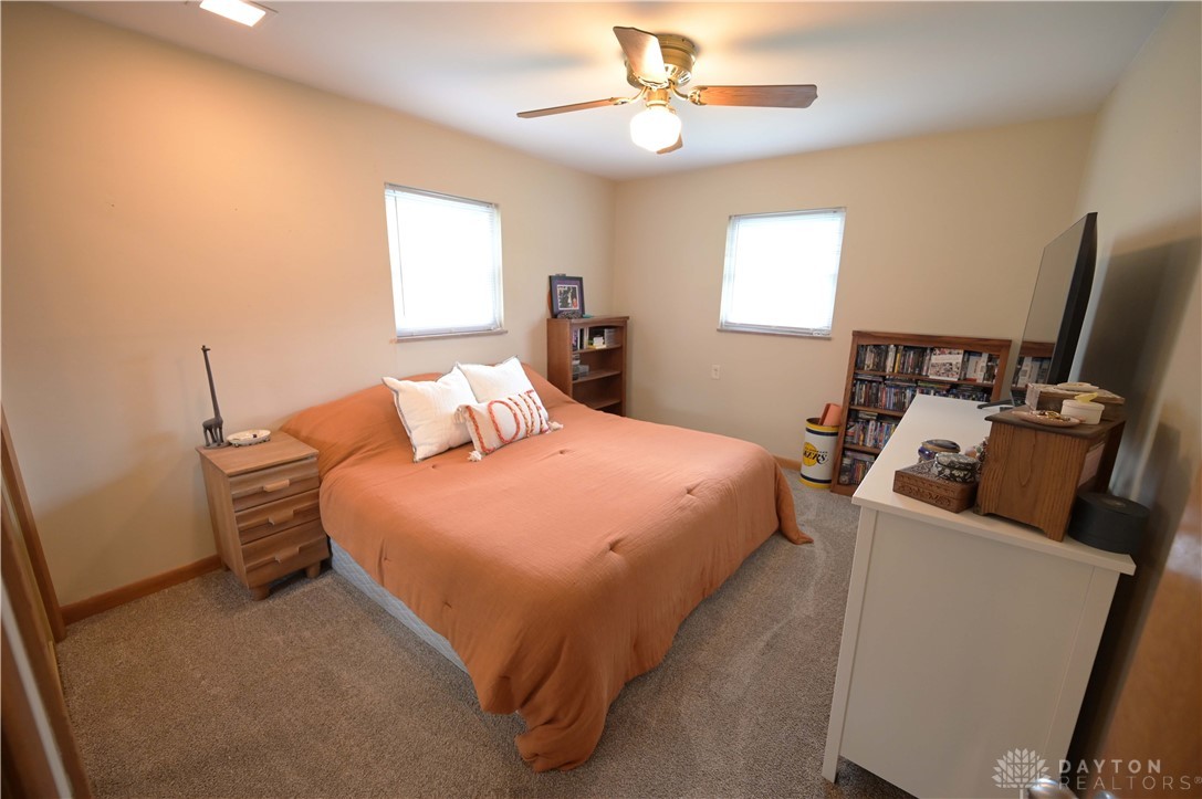 4356 Sunray Road Dayton, OH 45429 - Photo 14 of 25 Primary Bedroom