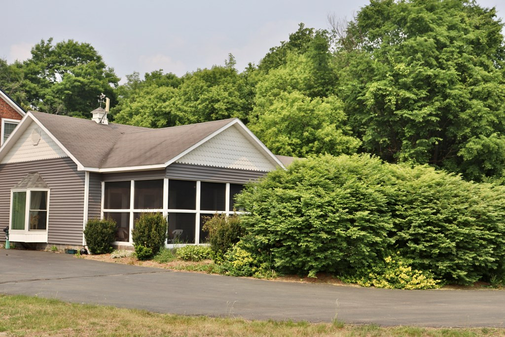 320 Thompson Road Mooers, NY 12958 - Photo 3 of 23 Gallery Image 3