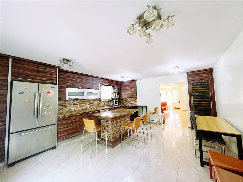 25 Rome Avenue Staten Island, NY 10304 - Photo 11 of 37 Gallery Image 11