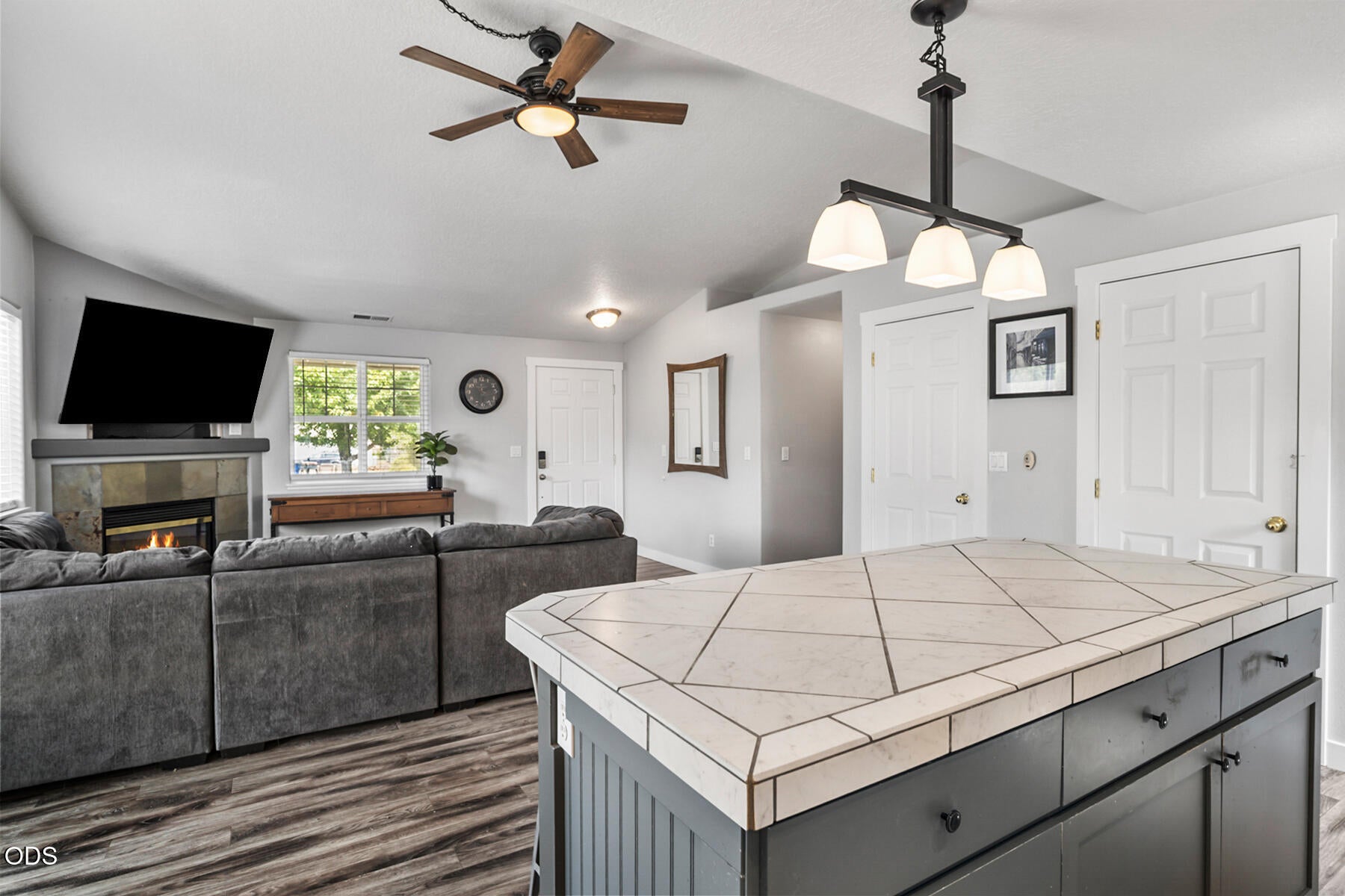 61049 Larkspur Loop Bend, OR 97702 - Photo 12 of 30 Gallery Image 12