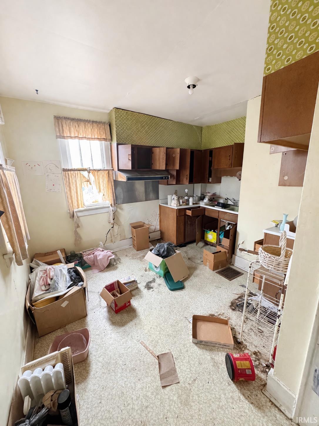 311 West 1st Street Marion, IN 46952 - Photo 4 of 14