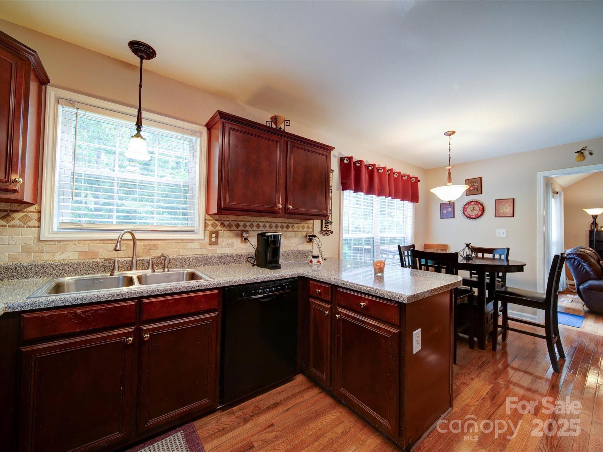 727 Cove Road Gastonia, NC 28052 - Photo 15 of 43 Gallery Image 15