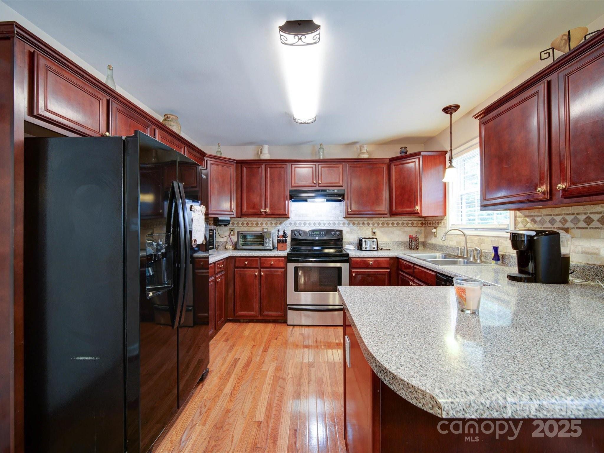 727 Cove Road Gastonia, NC 28052 - Photo 16 of 43 Gallery Image 16