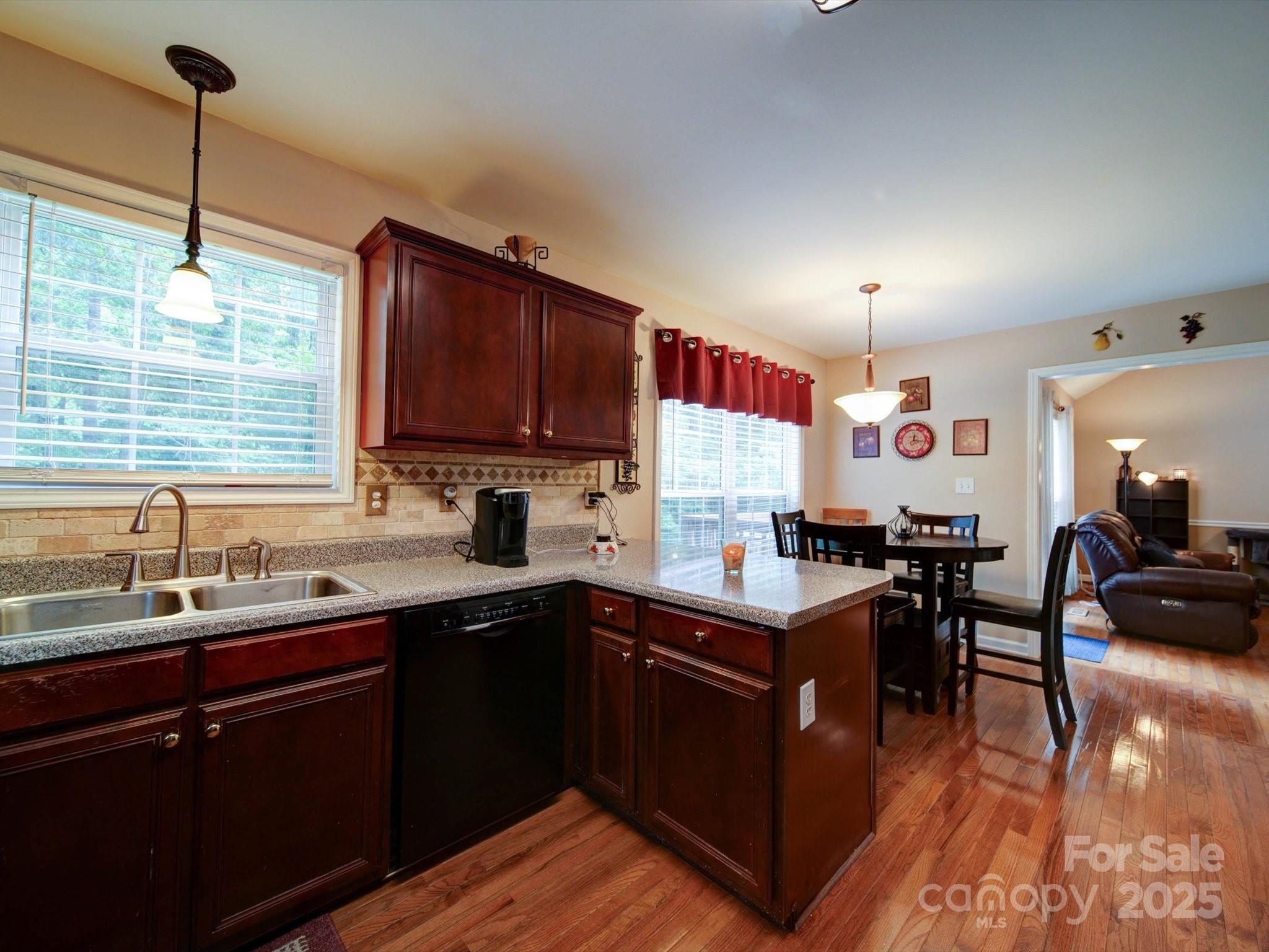 727 Cove Road Gastonia, NC 28052 - Photo 18 of 43 Gallery Image 18