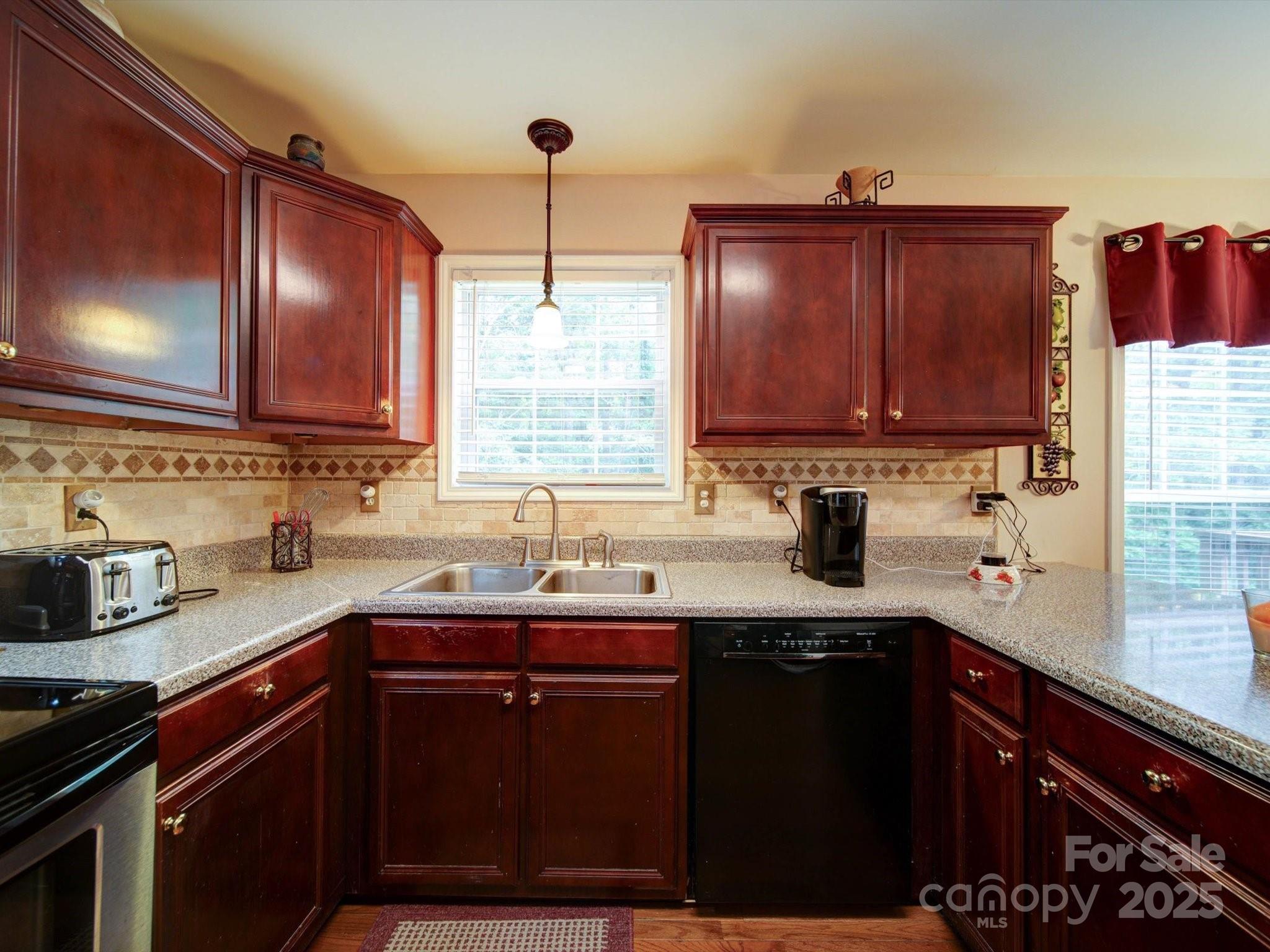 727 Cove Road Gastonia, NC 28052 - Photo 19 of 43 Gallery Image 19
