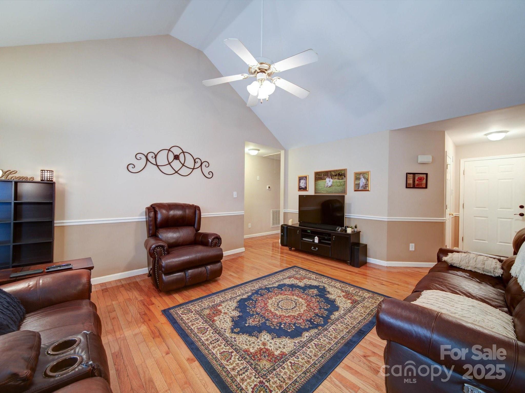 727 Cove Road Gastonia, NC 28052 - Photo 10 of 43 Gallery Image 10