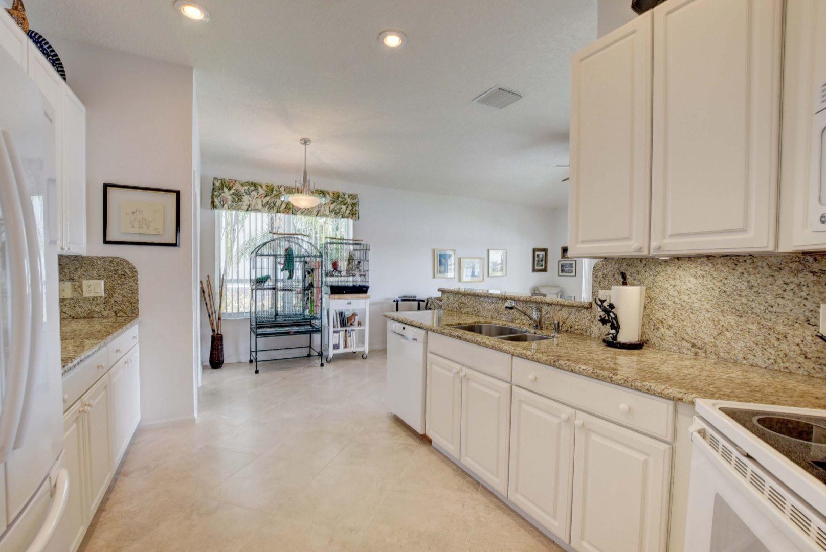 12633 Maypan Drive Boca Raton, FL 33428 - Photo 15 of 30 14_ebf_0306and4more