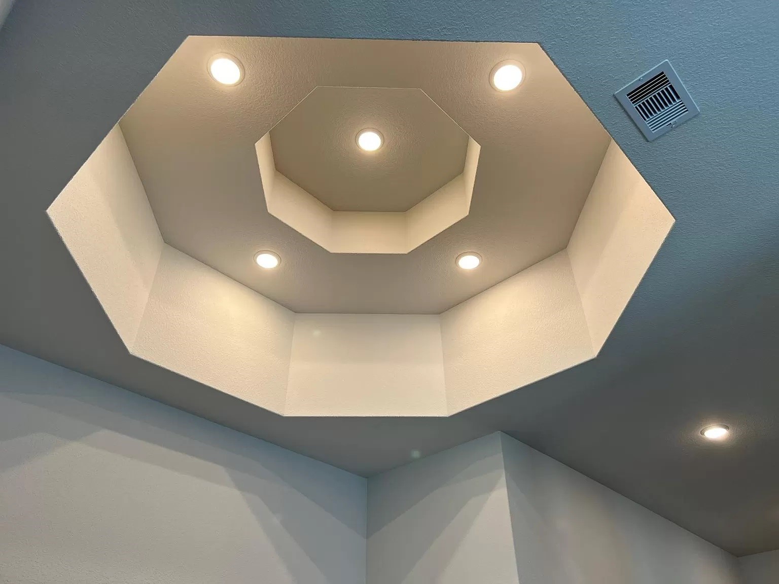 21219 Bering Reach Drive Cypress, TX 77433 - Photo 9 of 26 a view of entryway and hall