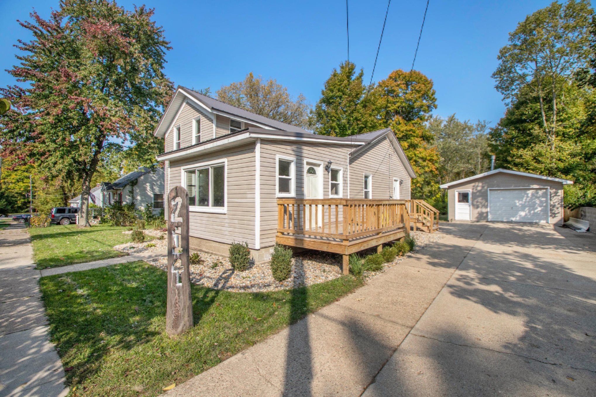 214 5th Avenue Three Rivers, MI 49093 - Photo 2 of 21 IMG_1496