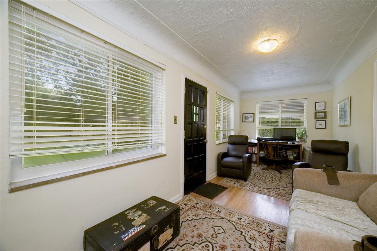 1366 Audubon Road Grosse Pointe, MI 48230 - Photo 14 of 38 50018031-13.JPG