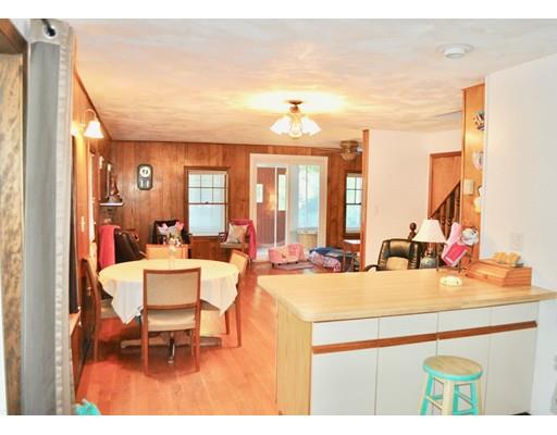 22 Ash Street Wareham, MA 02571 - Photo 3 of 23 Gallery Image 3