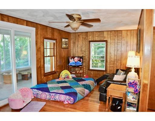 22 Ash Street Wareham, MA 02571 - Photo 5 of 23 Gallery Image 5