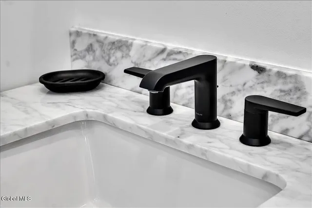 $1,170,000 | 145 Rockefeller Lake Road, Cairo, NY 12413