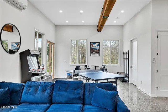 $1,170,000 | 145 Rockefeller Lake Road, Cairo, NY 12413