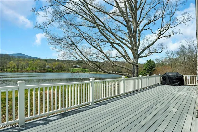 $1,170,000 | 145 Rockefeller Lake Road, Cairo, NY 12413