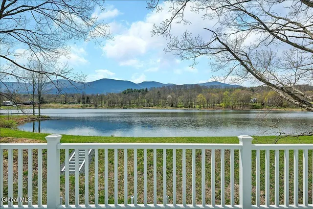 $1,170,000 | 145 Rockefeller Lake Road, Cairo, NY 12413