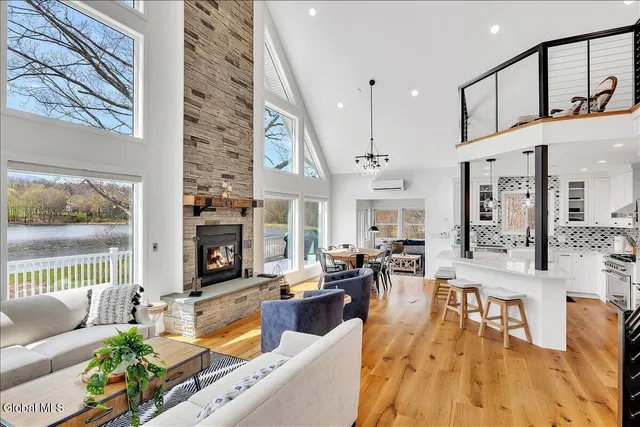 $1,170,000 | 145 Rockefeller Lake Road, Cairo, NY 12413