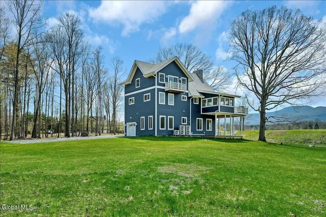 $1,170,000 | 145 Rockefeller Lake Road, Cairo, NY 12413