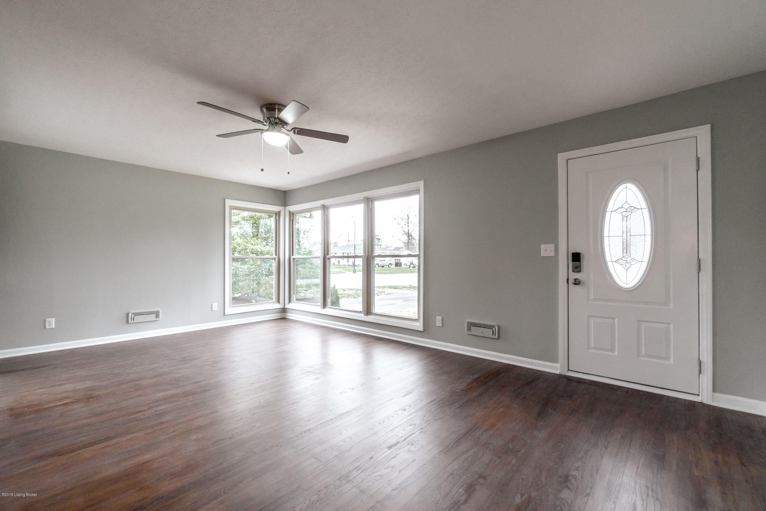 2900 Sheldon Road Louisville, KY 40218 - Photo 4 of 36 2900 Sheldon Rd.-14