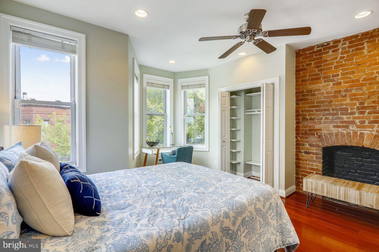 834 7th Street Northeast Washington, DC 20002 - Photo 14 of 32 Primary Bay Front Suite