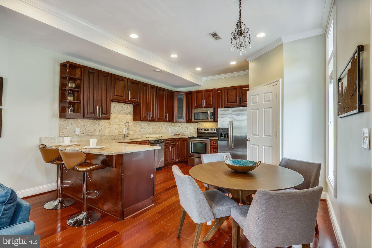 834 7th Street Northeast Washington, DC 20002 - Photo 4 of 32