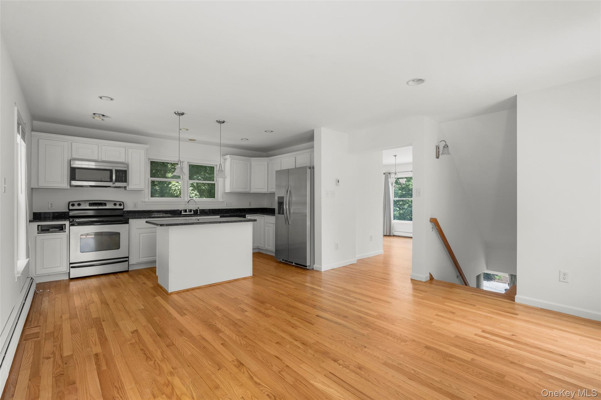 109 Tanglewylde Road Lake Peekskill, NY 10537 - Photo 9 of 35