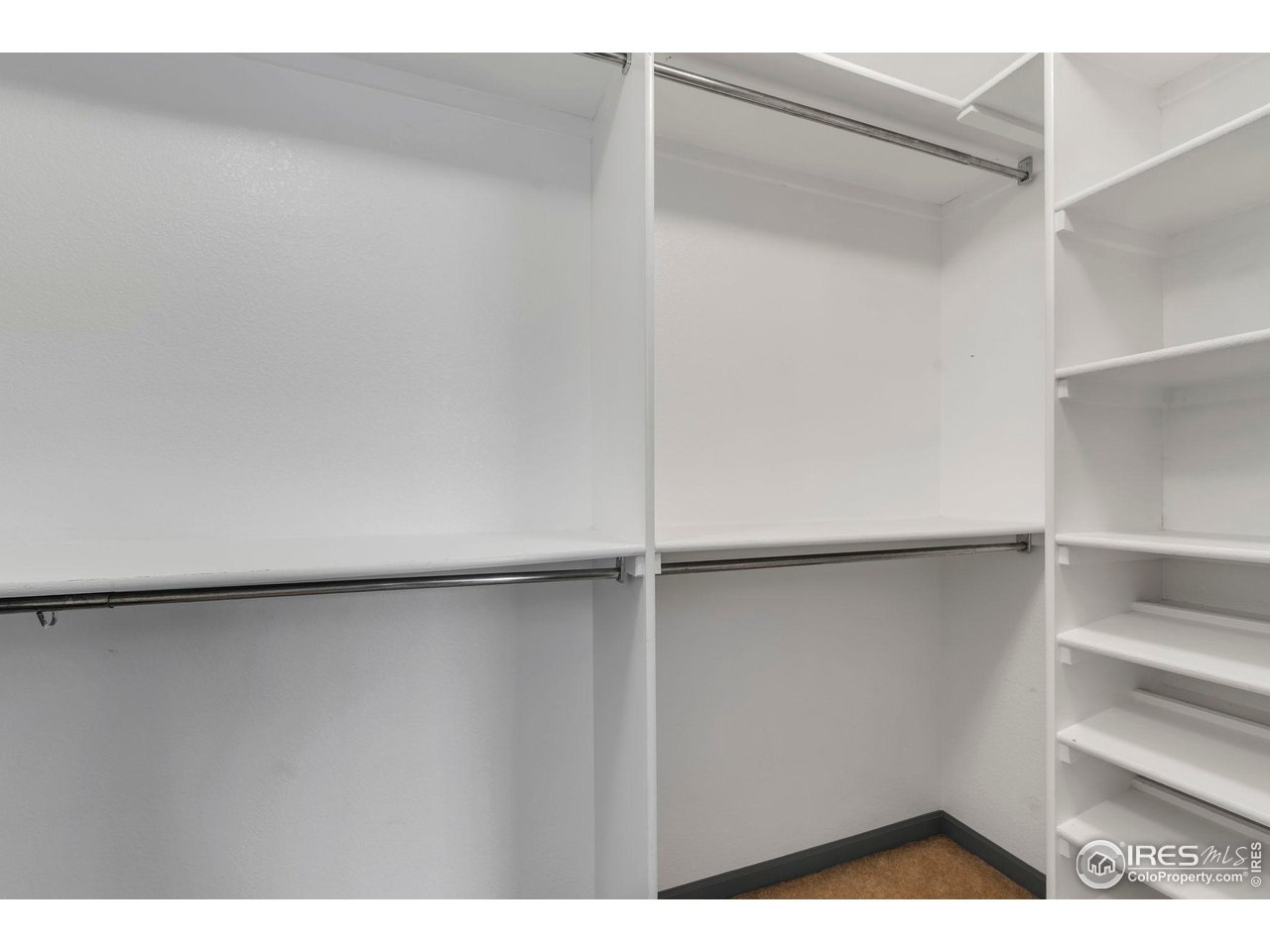 4624 South Hampton Circle Boulder, CO 80301 - Photo 28 of 44 Primary Suite w/ Walk-In Closet