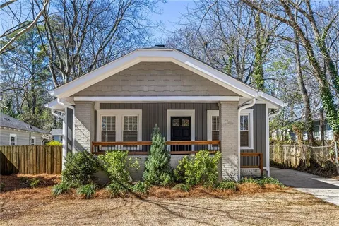 a front view of house with yard