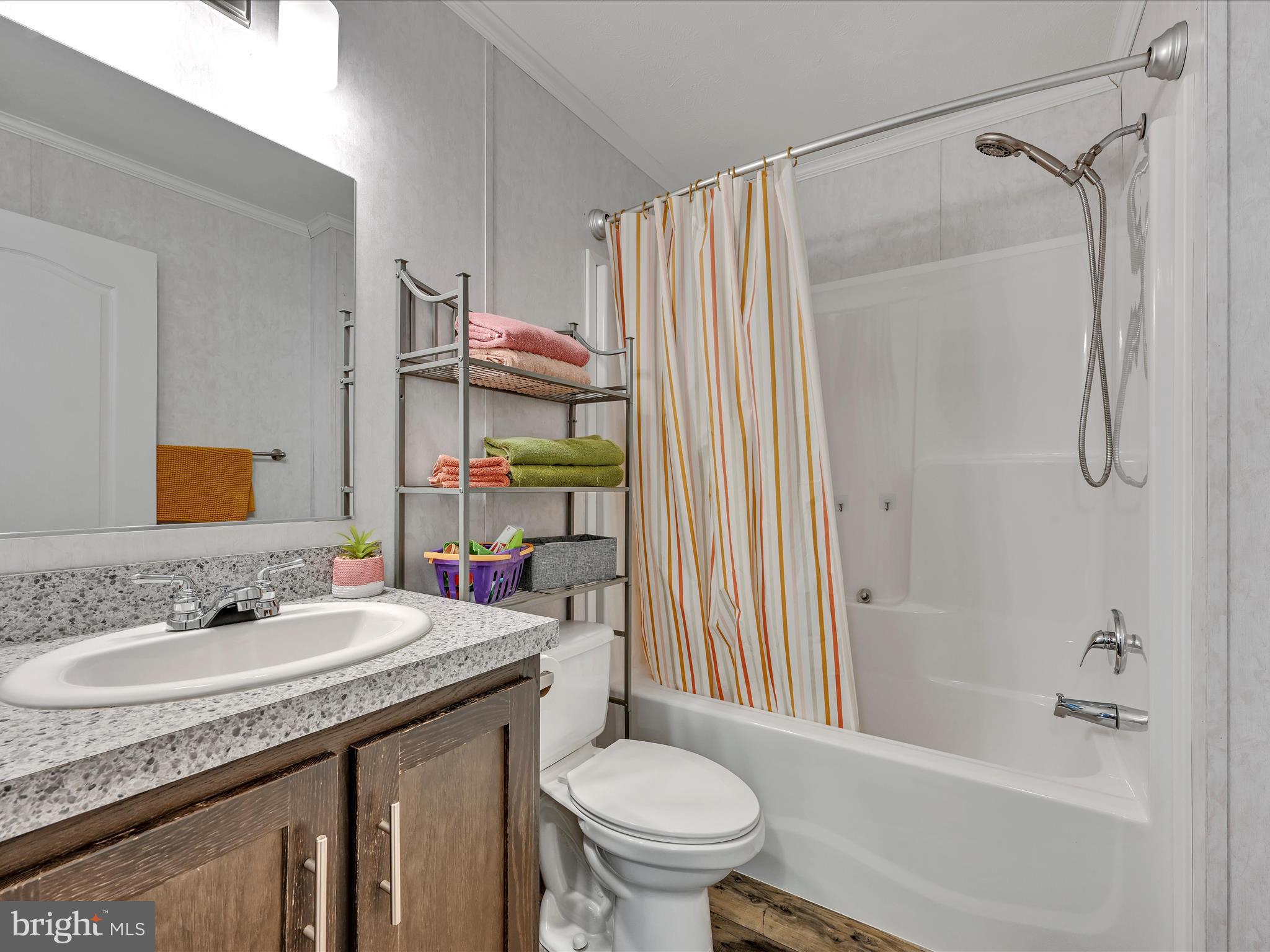 95 Spring Garden Estates Carlisle, PA 17015 - Photo 23 of 26 Bathroom