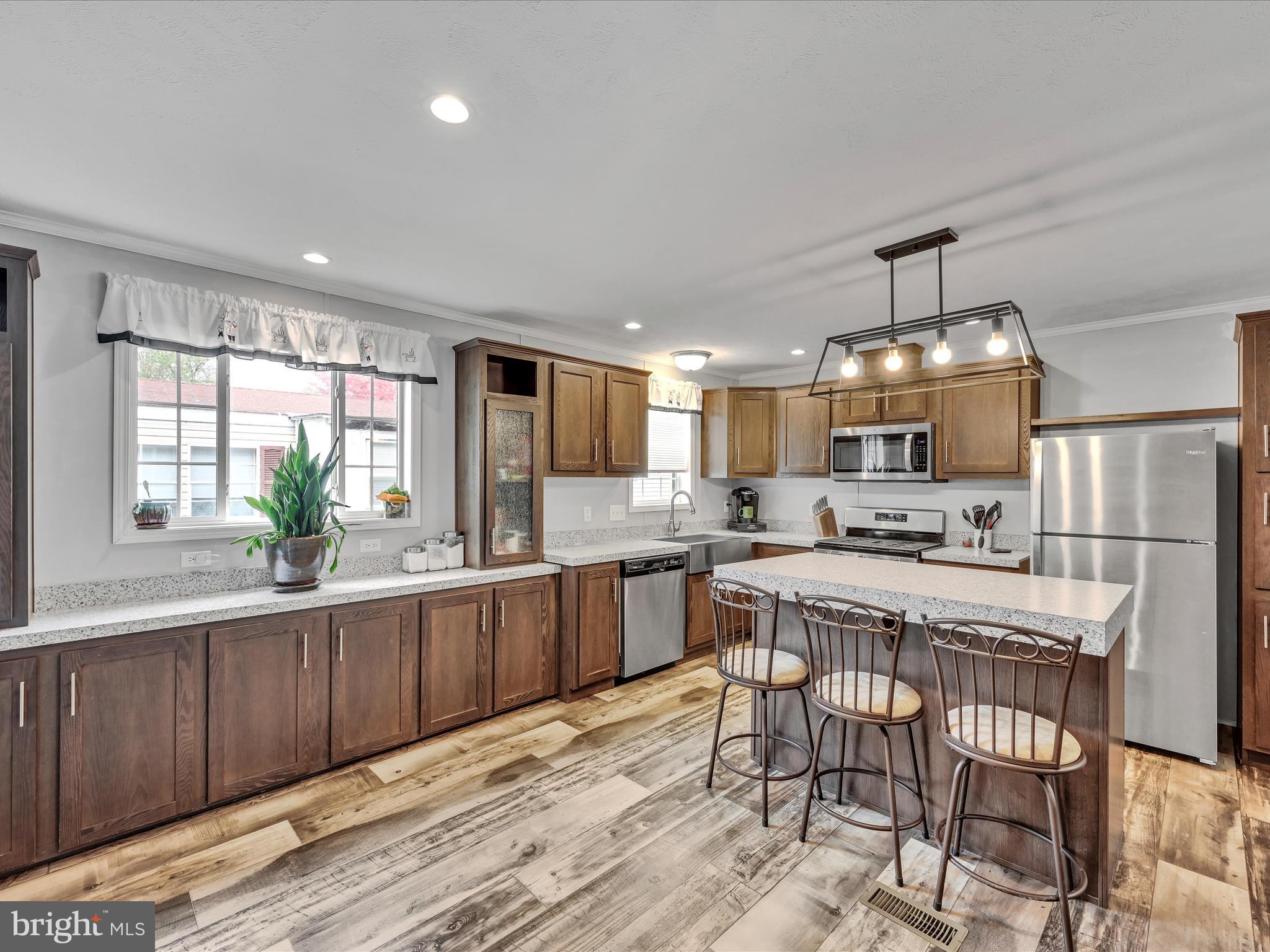 95 Spring Garden Estates Carlisle, PA 17015 - Photo 9 of 26 Eat-In-Kitchen