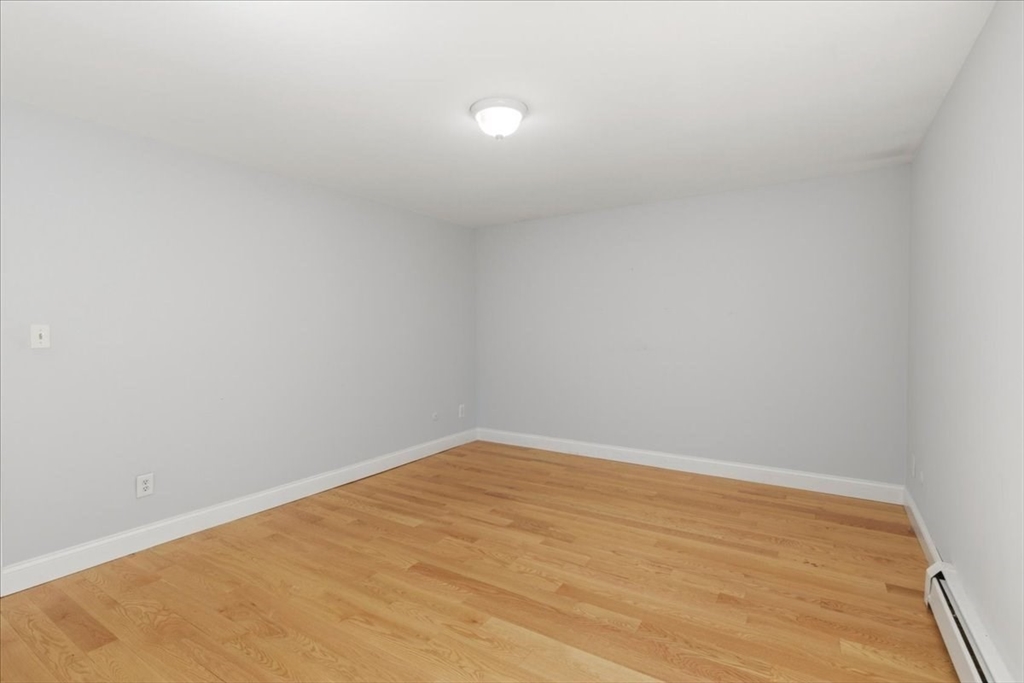 165 R Chestnut Street, Unit 2 Foxboro, MA 02035 - Photo 29 of 41