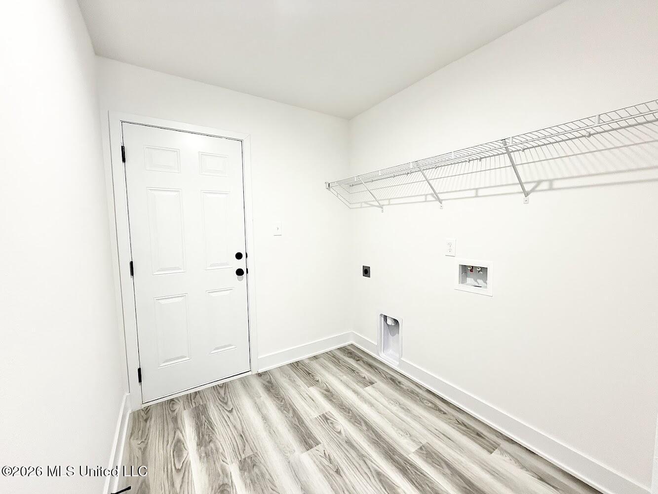 14865 Fritz Circle Gulfport, MS 39503 - Photo 11 of 22 HM 49 Laundry Room