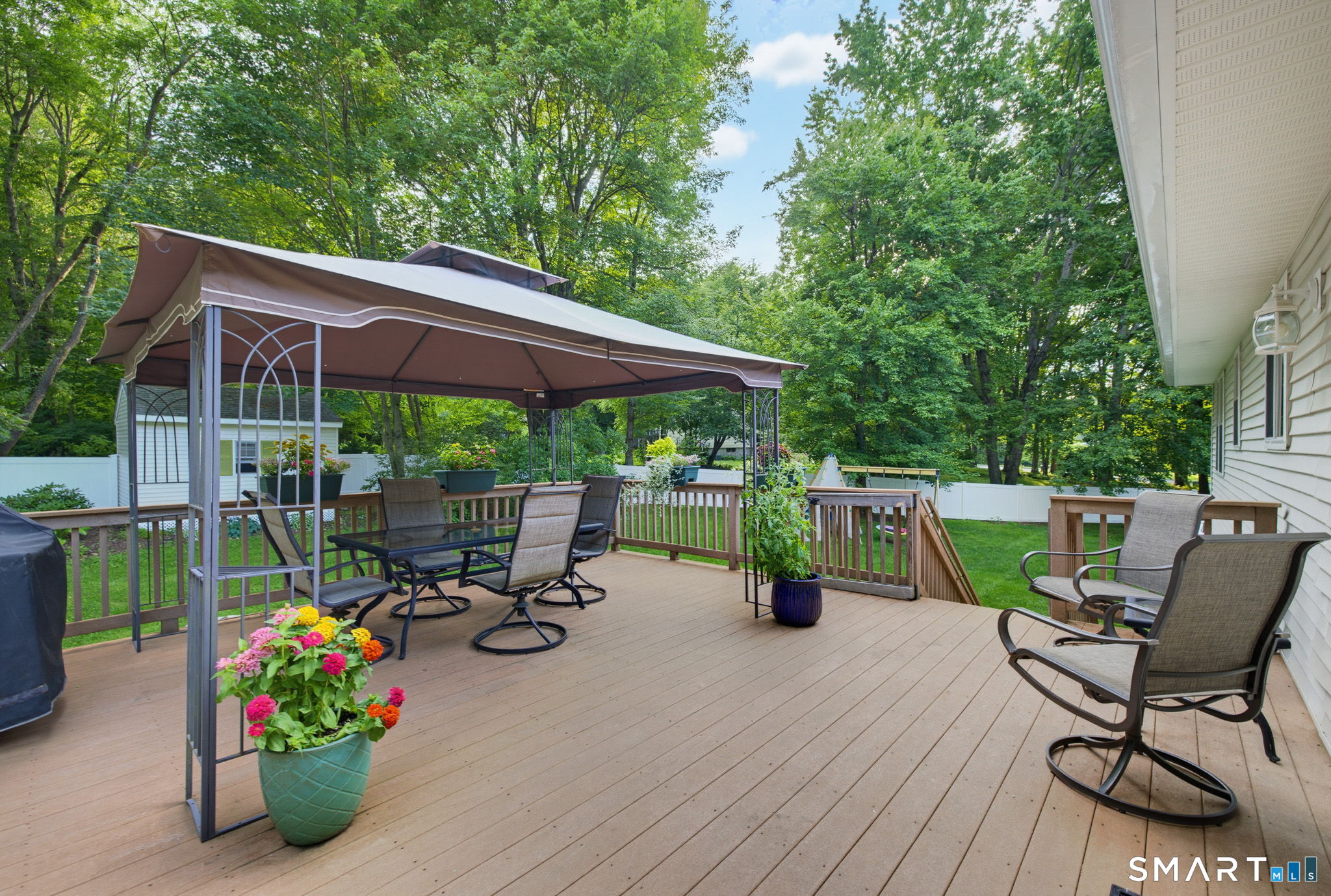 15 Fieldwood Road Watertown, CT 06795 - Photo 13 of 39