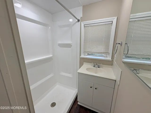 $299,900 | 805 Beach Boulevard, Forked River, NJ 08731