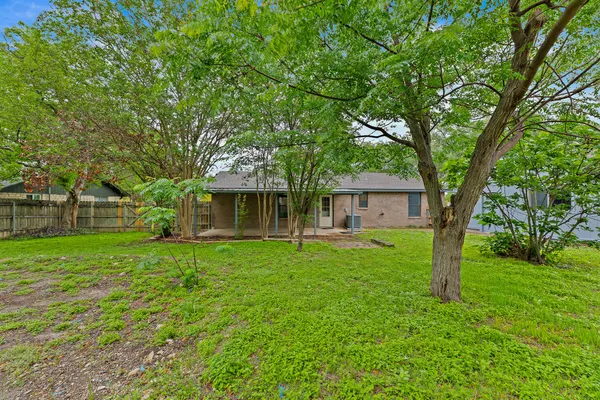 $289,000 | 205 Hitching Post Road, Kyle, TX 78640