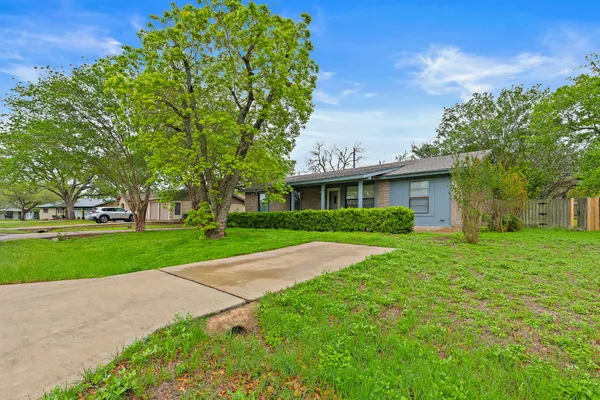 $289,000 | 205 Hitching Post Road, Kyle, TX 78640