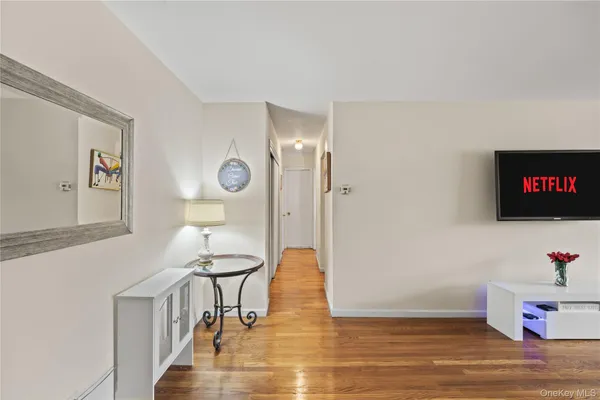 $359,999 | 180 Kearsing Parkway, Unit G, Monsey, NY 10952