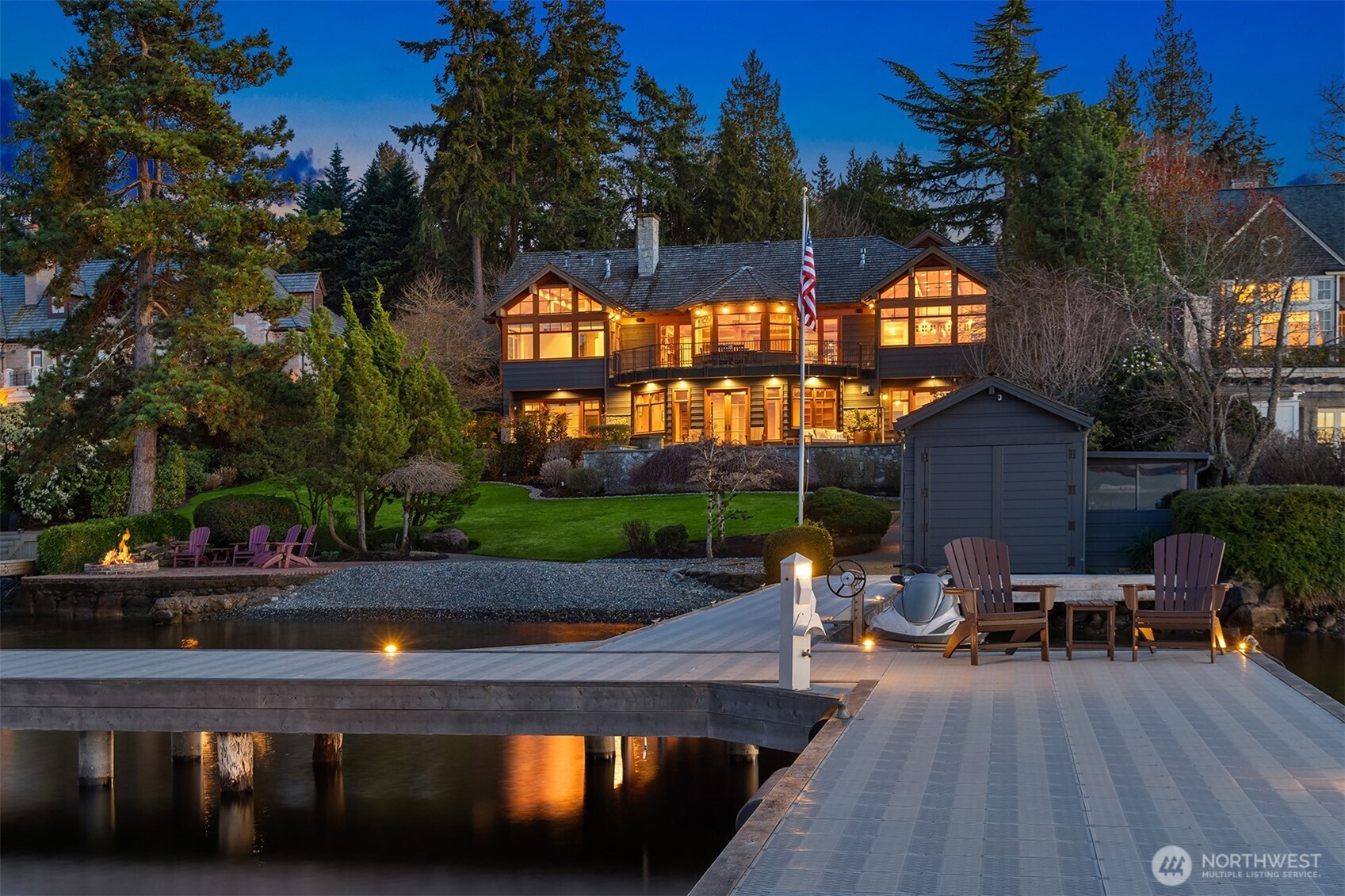 7010 North Mercer Way Mercer Island, WA 98040 - Photo 38 of 40 a view of a chairs and table in the patio