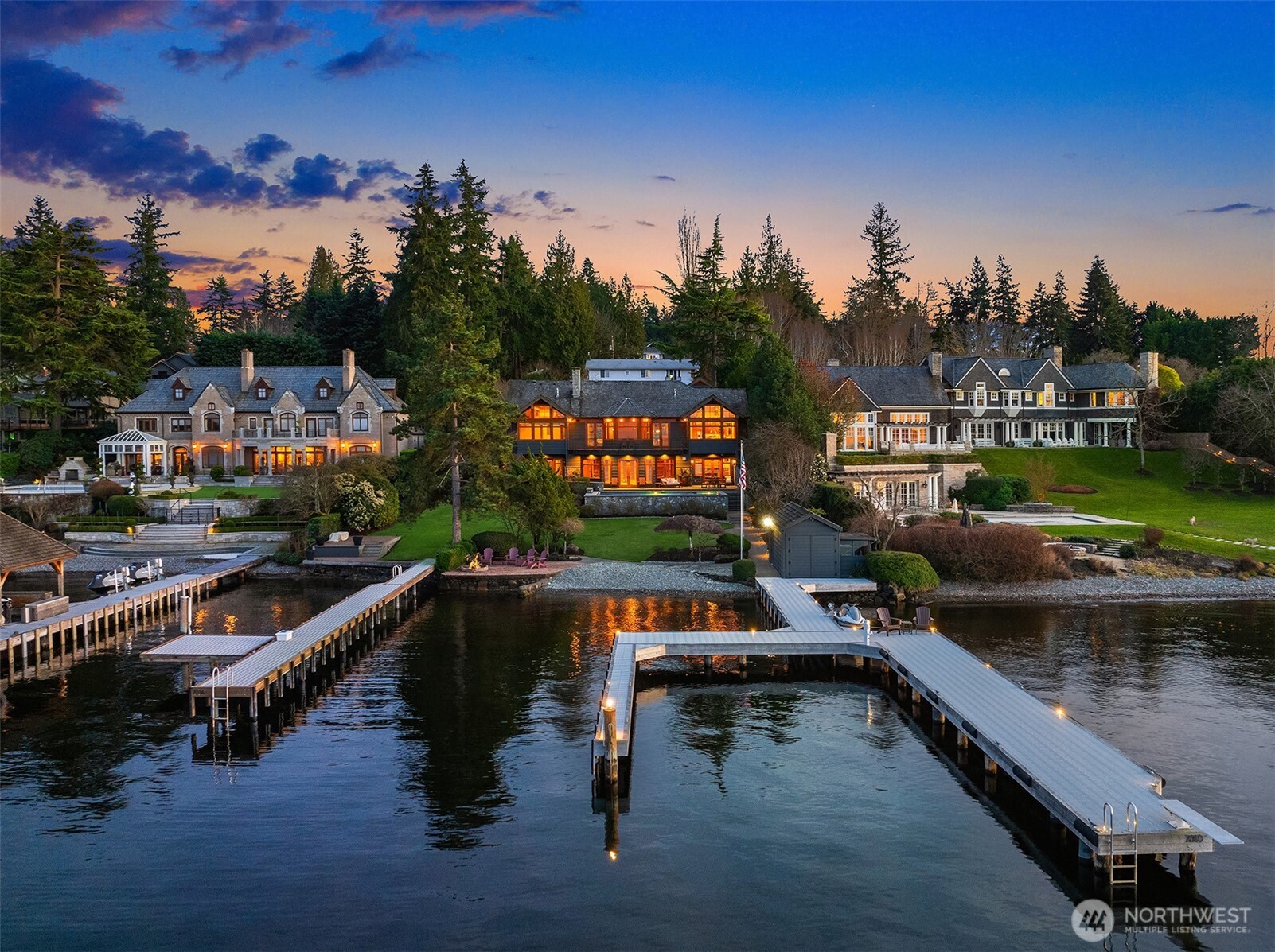 7010 North Mercer Way Mercer Island, WA 98040 - Photo 39 of 40 a couple of boats are docked in a harbor