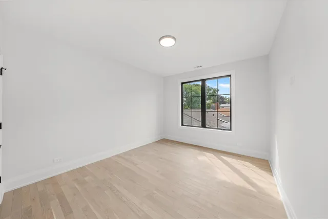 $1,899,900 | 338 Nottingham Avenue, Glenview, IL 60025