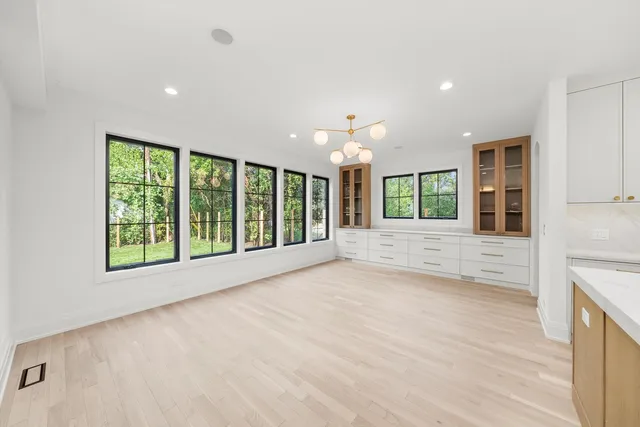 $1,899,900 | 338 Nottingham Avenue, Glenview, IL 60025